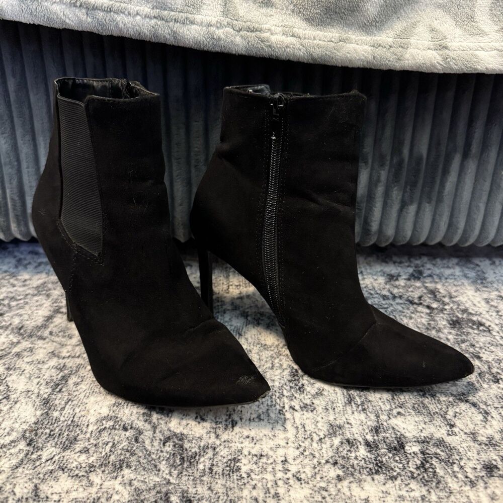 INC International Concepts Katalina US 6 Black Zip Faux Suede 3.5” Heels